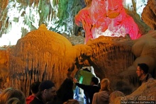 Пещера "Небесный дворец" — 50 оттенков радуги