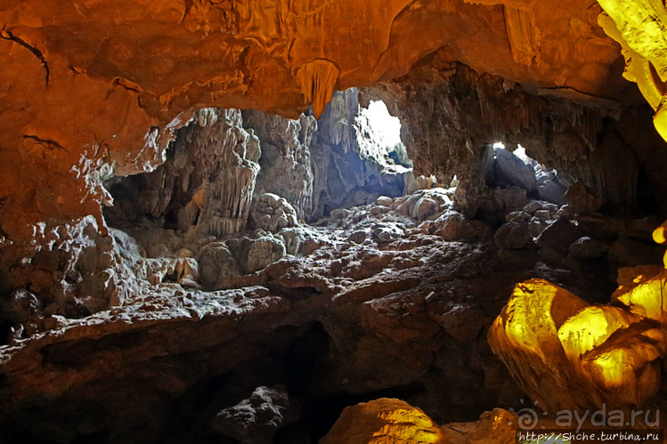 Пещера "Небесный дворец" — 50 оттенков радуги