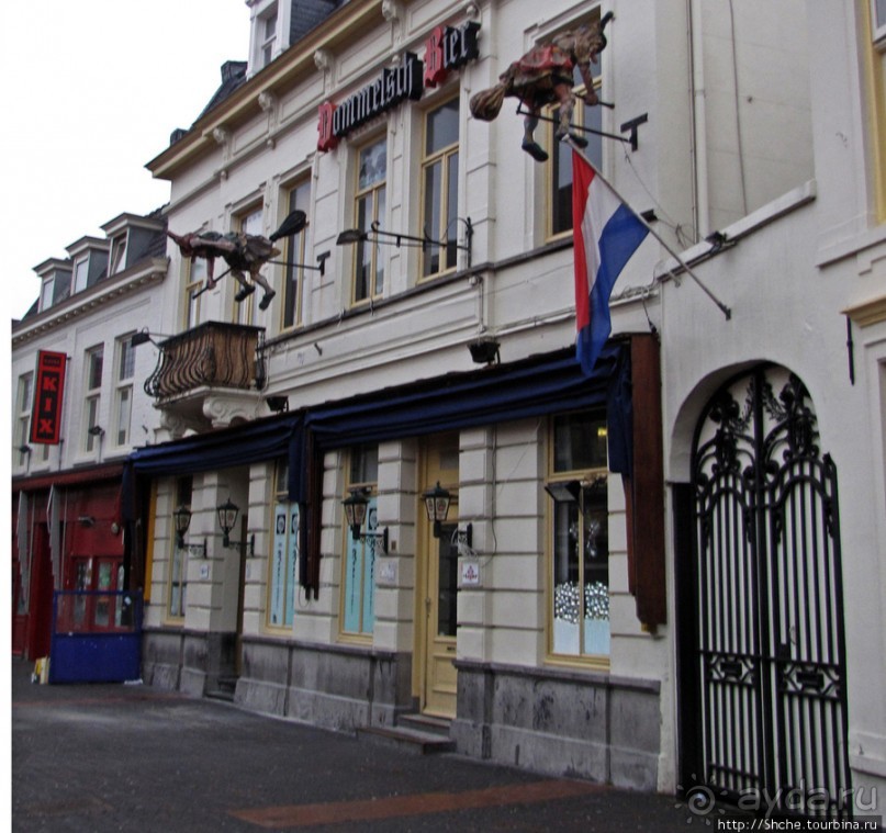 Эйндховен - центр электроники и футбола Голландии.