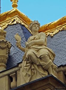 Когда от камня отсекается все лишнее 