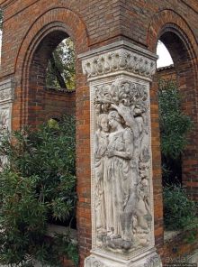 Когда от камня отсекается все лишнее 