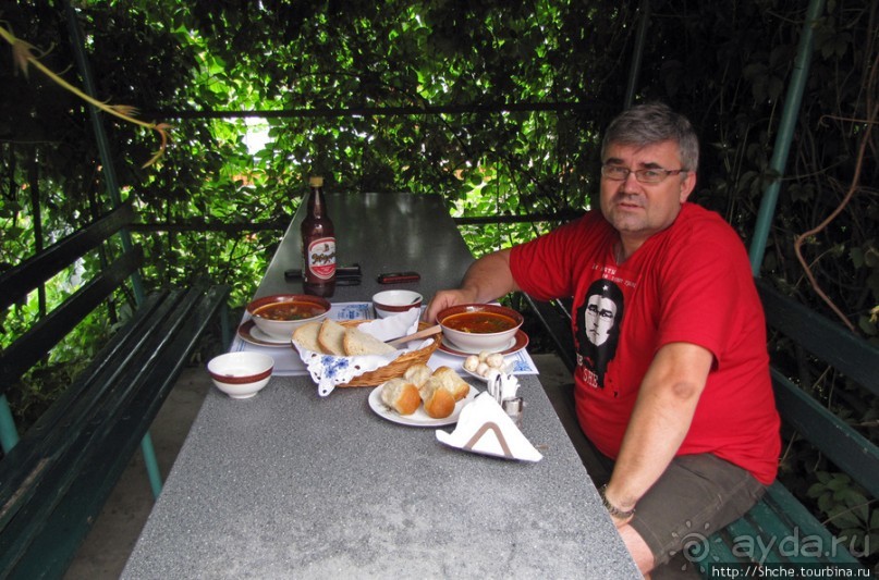 Вкусно и дешево на трассе Харьков-Киев. Нет, очень дешево