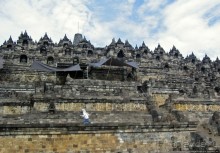 Боробудур — старейший крупнейший буддистский комплекс в мире