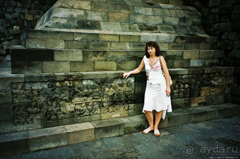 Боробудур — старейший крупнейший буддистский комплекс в мире