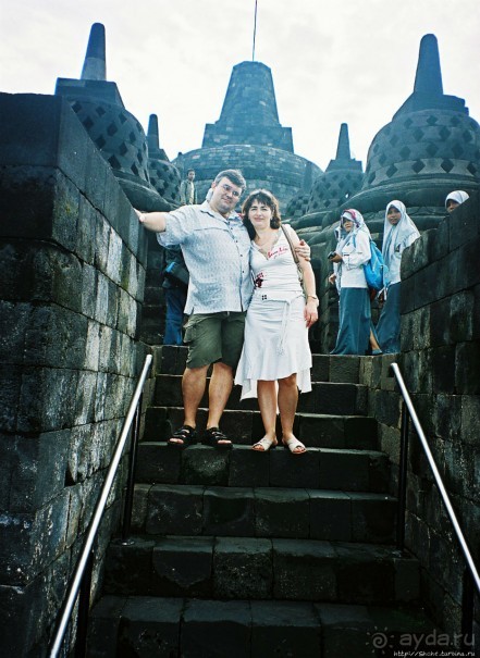 Боробудур — старейший крупнейший буддистский комплекс в мире