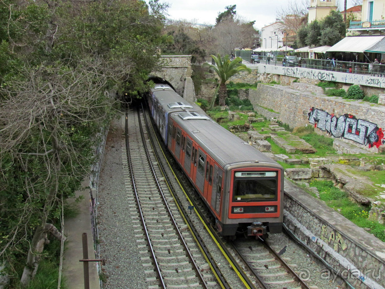 Руины древней Агоры и храм Гефеста