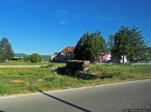 Любинье — старинный городок, где растят "Герцеговину Флор"