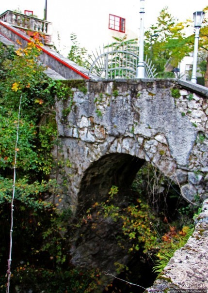 Геверкенег — замок в Идрии, который как бы и не замок вовсе