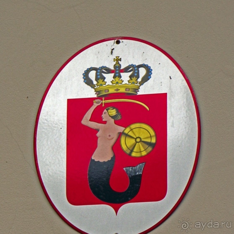 О голых русалках замолвим словечко