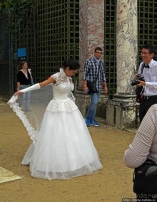 "Люблю рассматривать чужих невест..." Китайцы в Версале