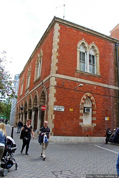 Пешеходные улицы Гибралтара Main Street и Irish Town Street