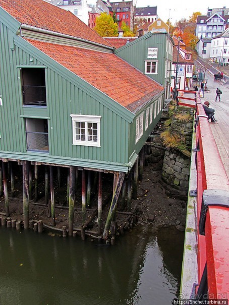 Домики на сваях — визитная карточка Тронхейма