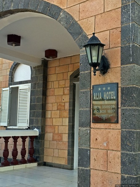 Очень не плохая "троечка" с видом на пляж в Джибути