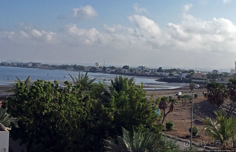 Очень не плохая "троечка" с видом на пляж в Джибути