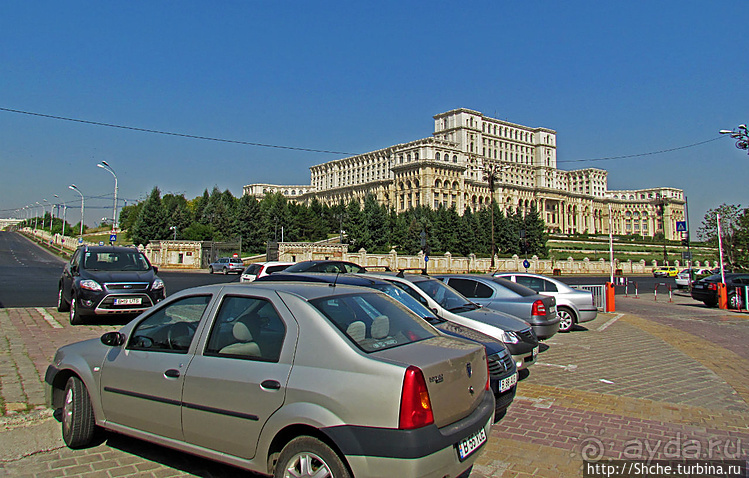 Дворец Парламента Румынии — символ гигантомании Чаушеску