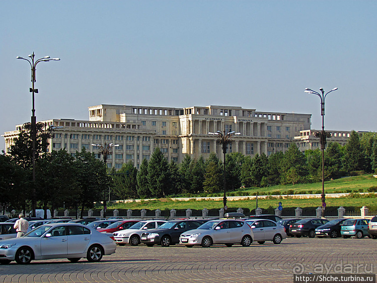 Дворец Парламента Румынии — символ гигантомании Чаушеску