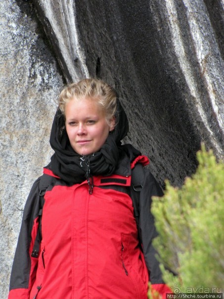 Zebra Rock. Акклиматизация на Килиманджаро на 3700-4100 м.