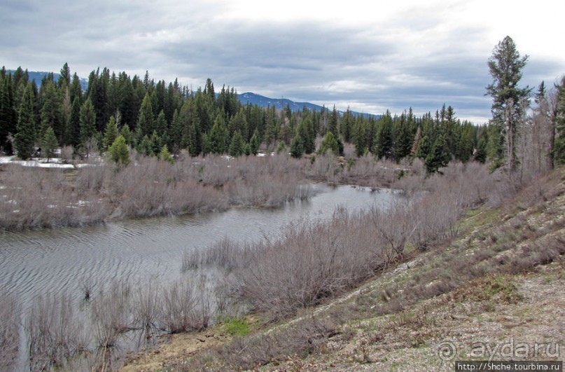 Гора Grand Teton и озеро Taggart, по нац.парку на авто