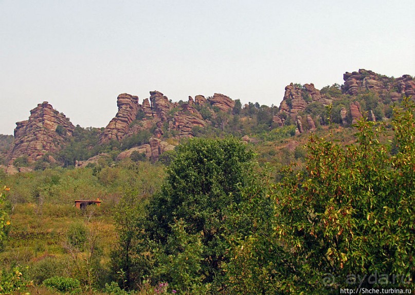 Болгарские краевиды. Меж красных скал и дивной речки