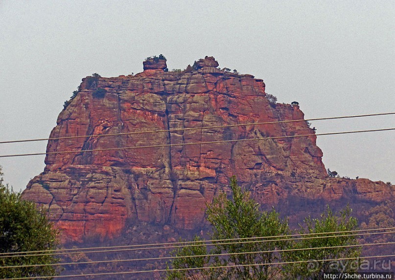 Болгарские краевиды. Меж красных скал и дивной речки