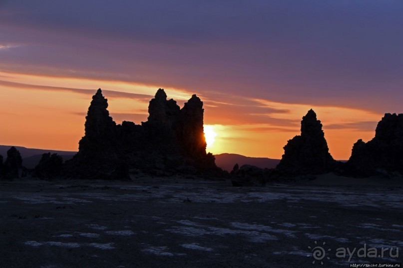 "Горе! Горе! Крокодил Солнце в небе проглотил!"