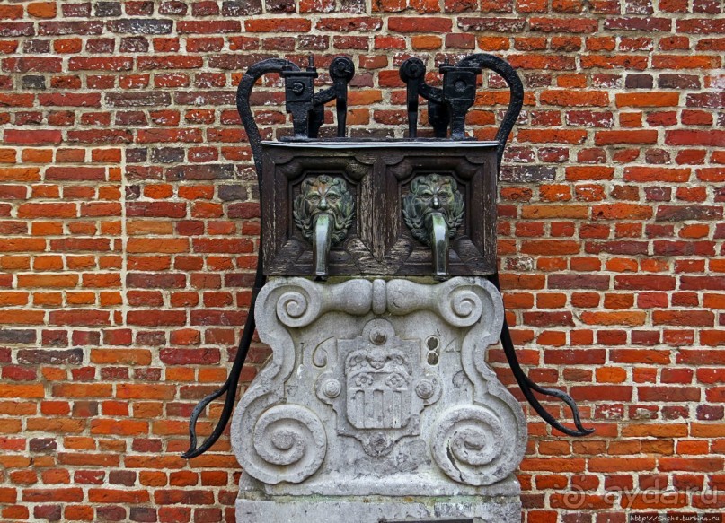 Фламандский «Бегинаж» в Левене (объект ЮНЕСКО номер 855-011)