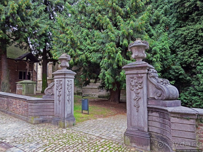 Фламандский «Бегинаж» в Левене (объект ЮНЕСКО номер 855-011)