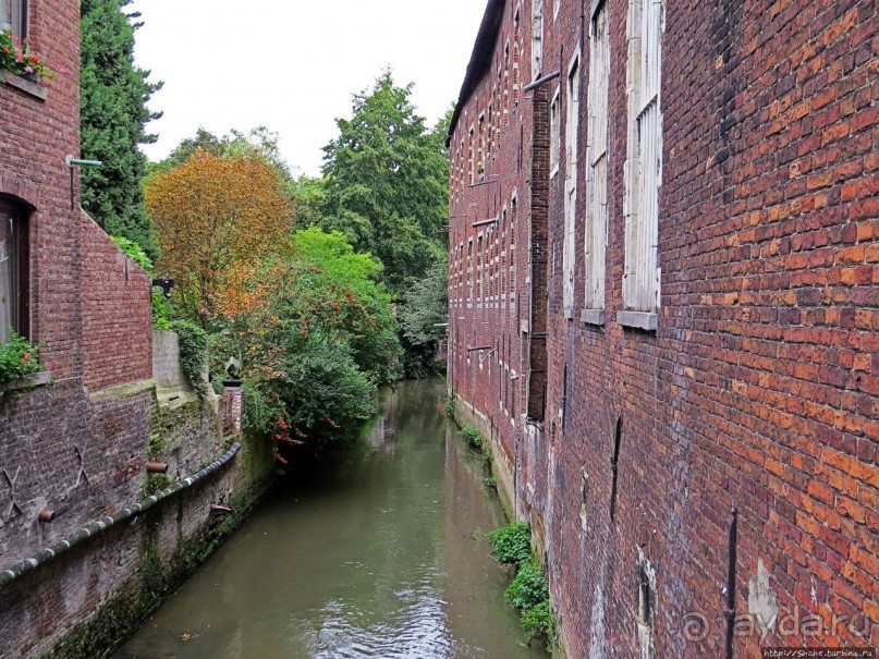 Фламандский «Бегинаж» в Левене (объект ЮНЕСКО номер 855-011)