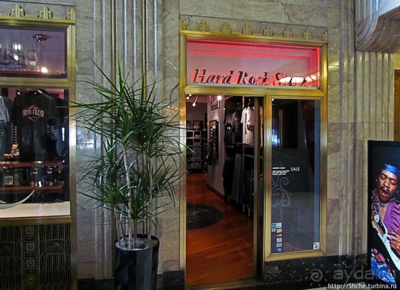 Шикарный отель культовой сети "Хард Рок"