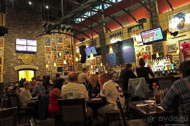 Культовое кафе в индейской резервации пекотов Коннектикута