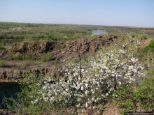 Живописный гранитный карьер у села Чаусово