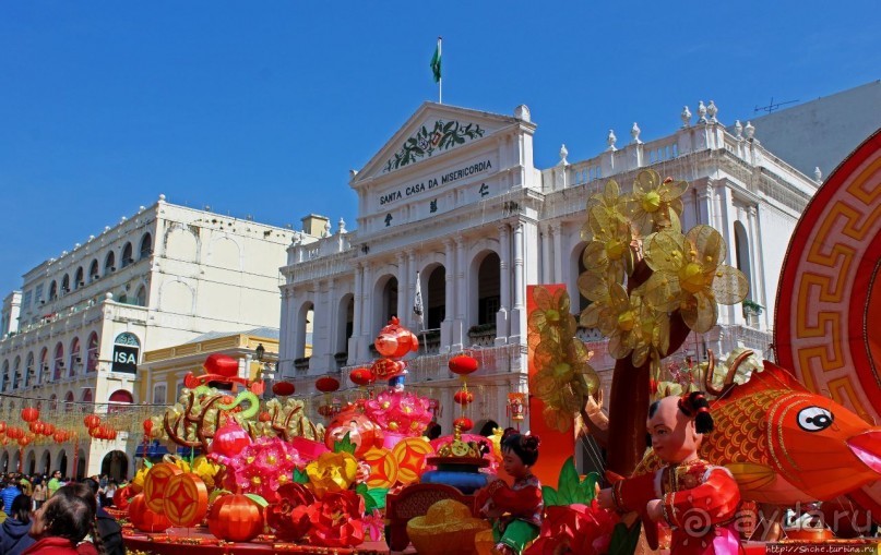 Португальское Макао с новогодним китайским привкусом