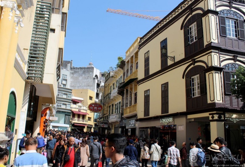 Португальское Макао с новогодним китайским привкусом