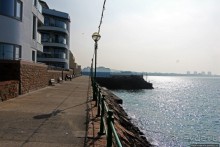 Пляж Havre Des Pas и другие берега столицы Джерси