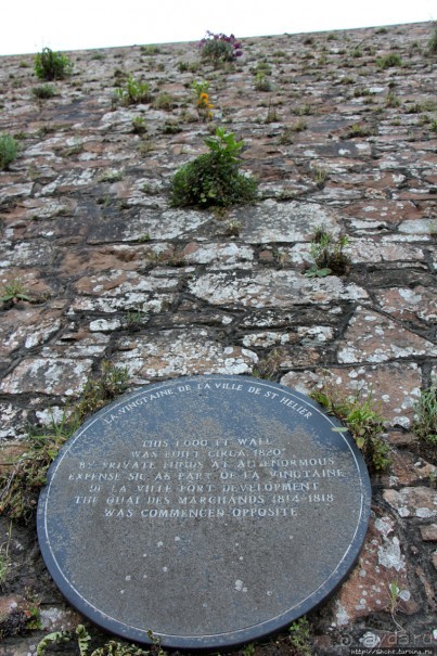 Пляж Havre Des Pas и другие берега столицы Джерси