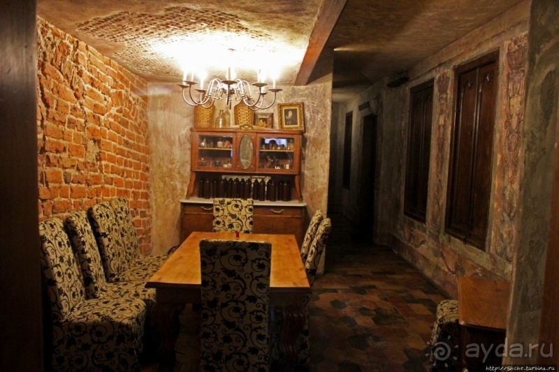 Мы говорим "рижский", подразумеваем " бальзам"