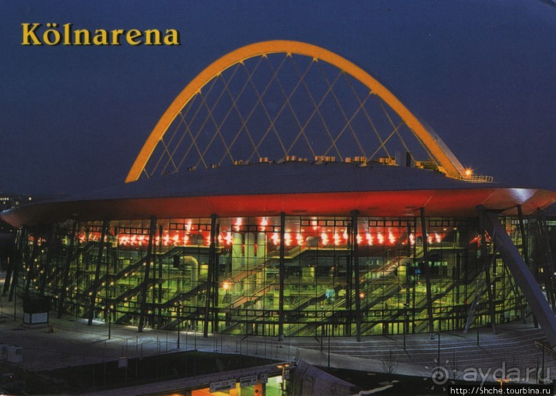 Любителям спорта и шоу предлагается...