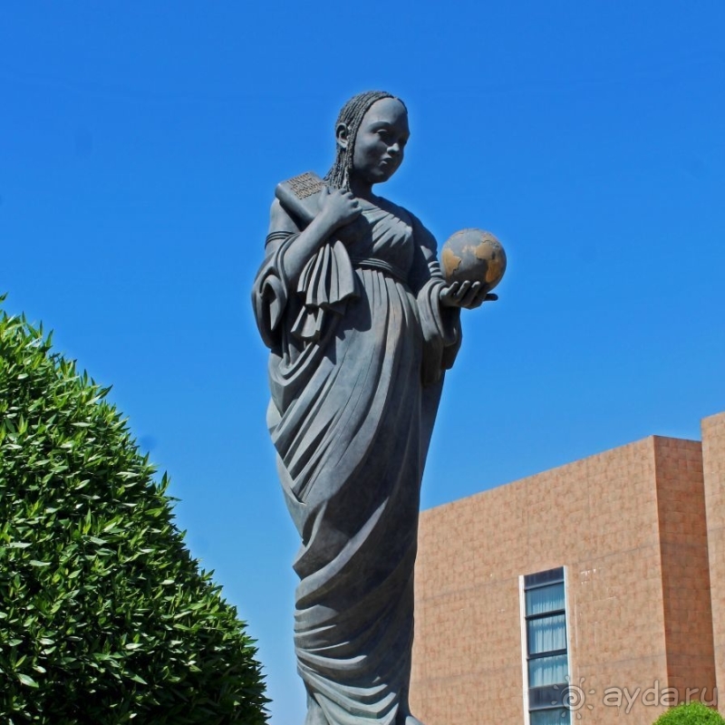 Национальный музей Чада и "тумай" — старейшая самка-гоминоид