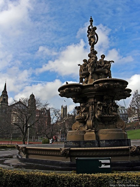 West Princes Street Gardens — центральный парк Эдинбурга