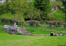 Камни водят хороводы