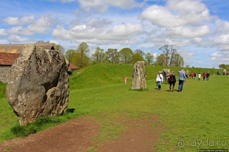 Камни водят хороводы