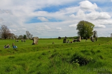 Камни водят хороводы