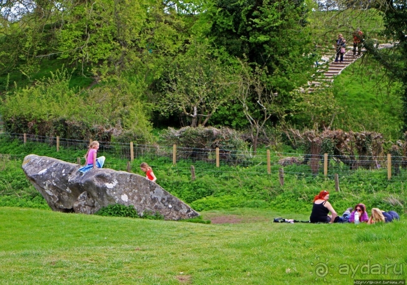 Камни водят хороводы