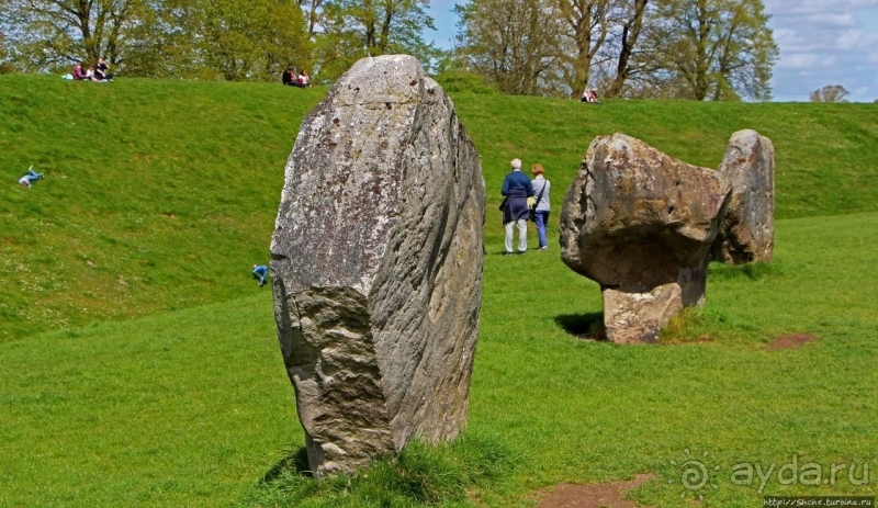 Камни водят хороводы