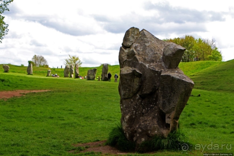Камни водят хороводы