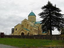 Знакомство с Кутаиси. Последний день осени. Дождь