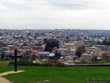 Знакомство с Кутаиси. Последний день осени. Дождь