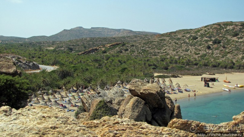 Здесь могли снимать рекламу "Баунти" — пальмовый пляж Ваи