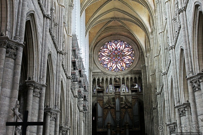 Амьенский собор — крупнейший во Франции, объект ЮНЕСКО №162
