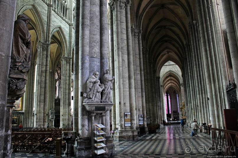 Амьенский собор — крупнейший во Франции, объект ЮНЕСКО №162